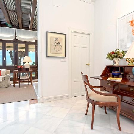 Genteel Home Paseo Maritimo مالقة المظهر الخارجي الصورة