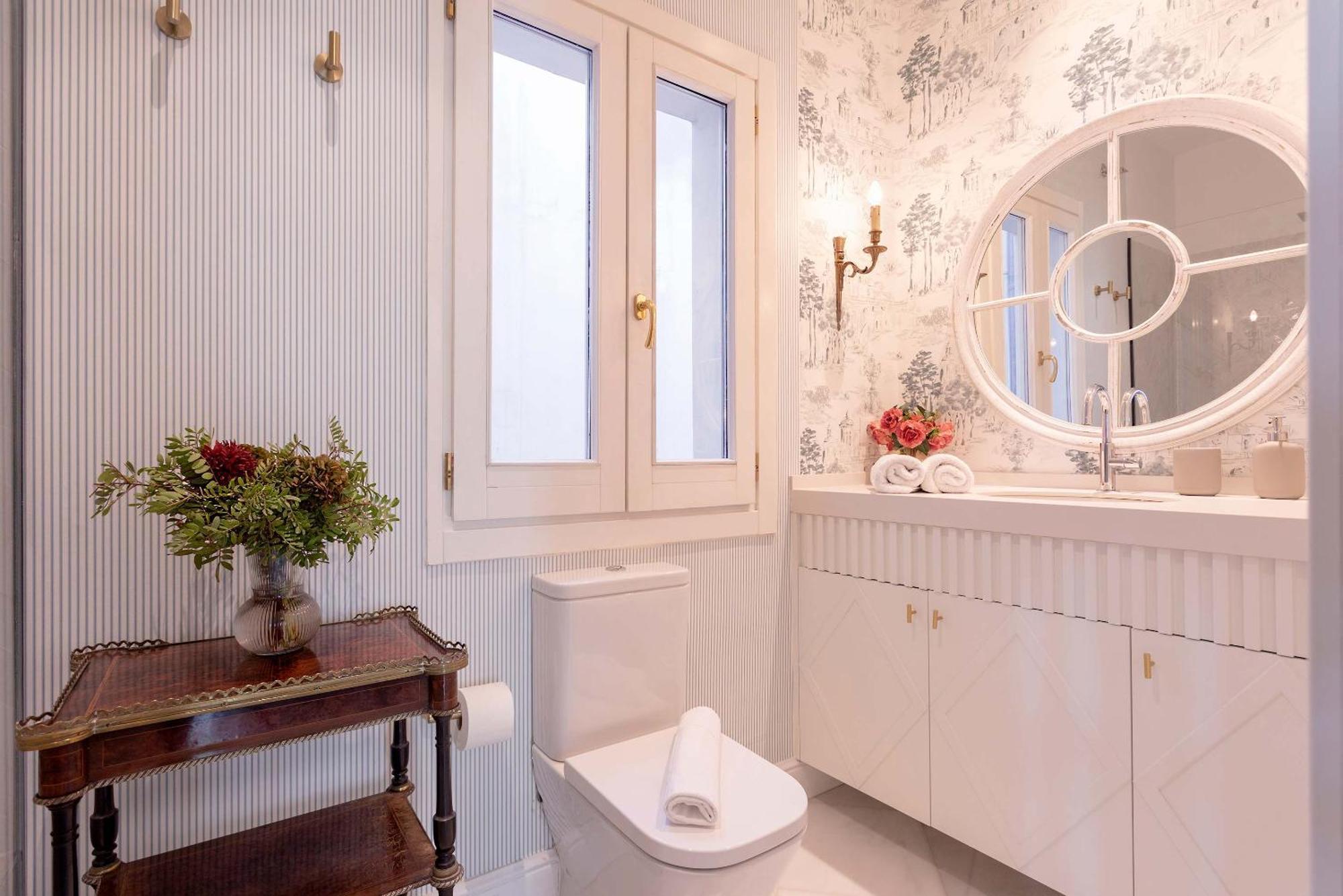 Genteel Home Paseo Maritimo مالقة المظهر الخارجي الصورة